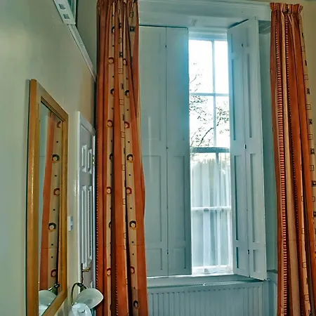 Morehampton Townhouse فندق