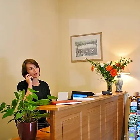 Morehampton Townhouse 3*