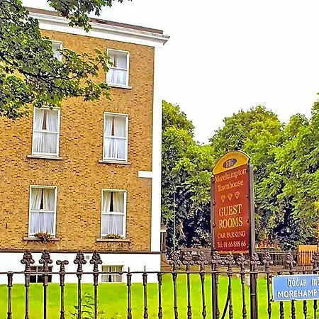 فندق Morehampton Townhouse 3*